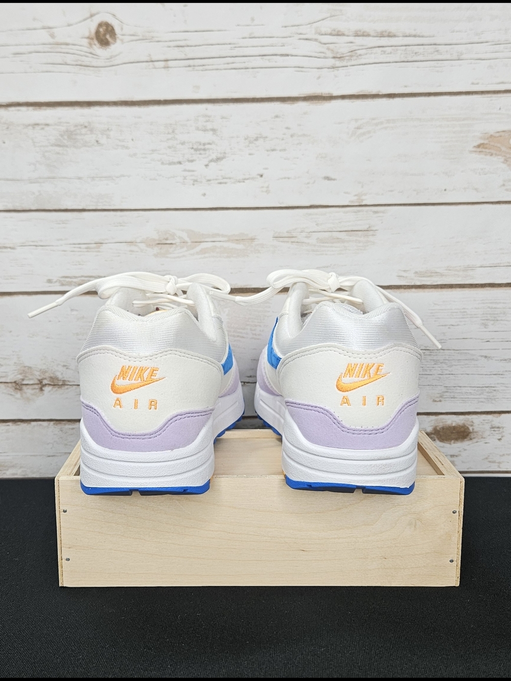 Nike Air Max '87 White Alchemy Pink Sneakers Size 10 - Picture 4 of 7